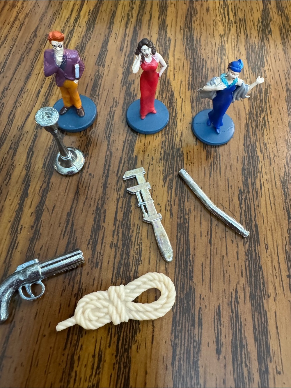 2002 Clue Board Game Replacement Pieces Lot Of 8 - Picture 3 of 5